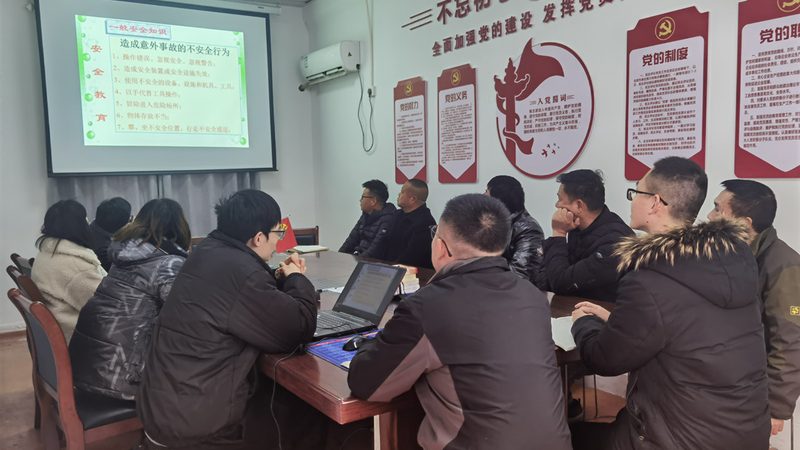 师资力量是企业培训品牌口碑的又一重要指标。优秀的师资团队应具备以下条件：